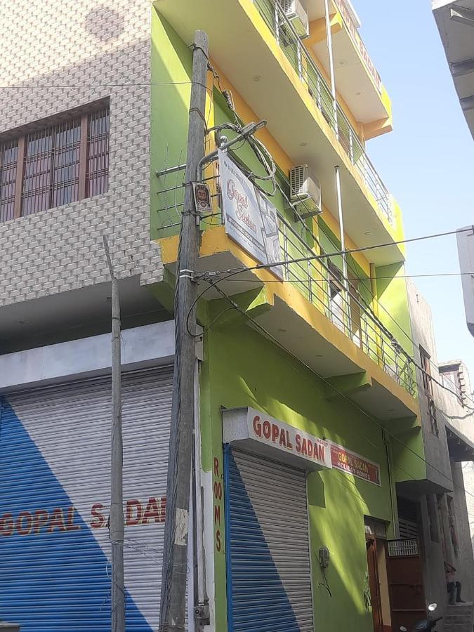 Gopal Sadan Hotel Vrindāvan Exterior foto